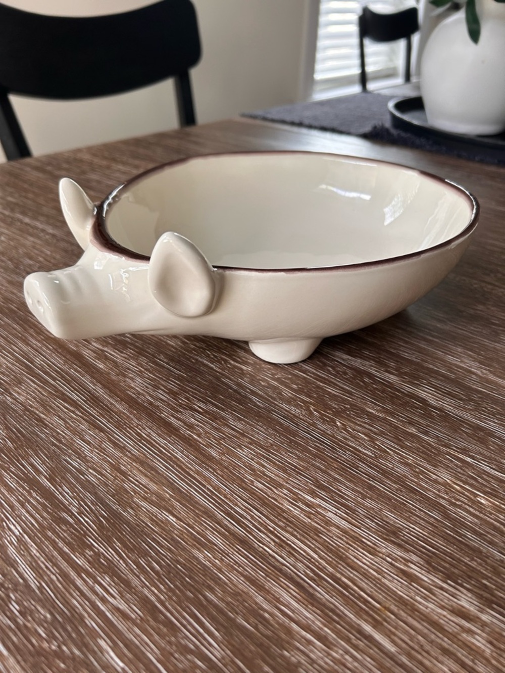 Napastyle Ceramica Set of 2 Pig Footed Serving Bowls - Picture 7 of 16